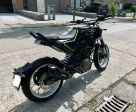 2018 Husqvarna SVARTPILEN 401